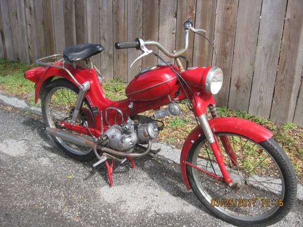 810.94099 Sears Campus  Moped