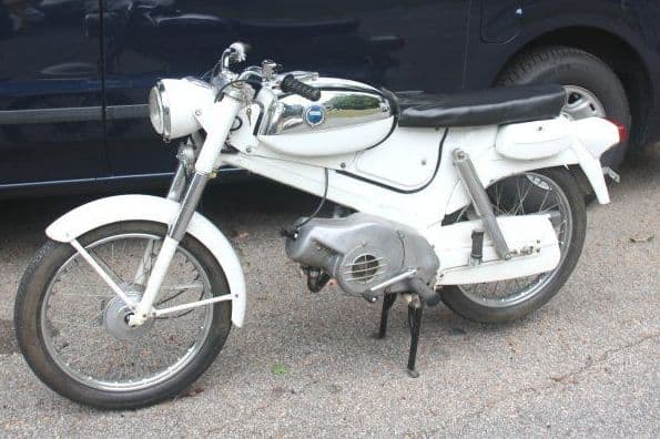 810.89513 Sears Sabre  Motorcycle