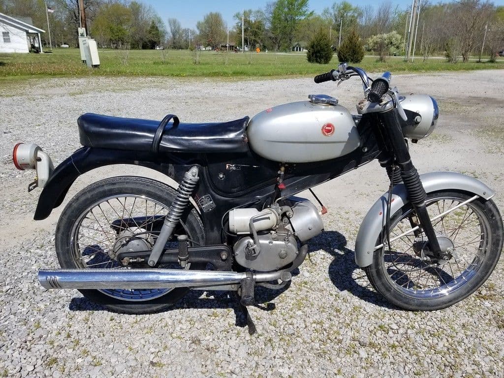 810.89515 Sears Sabre  Motorcycle