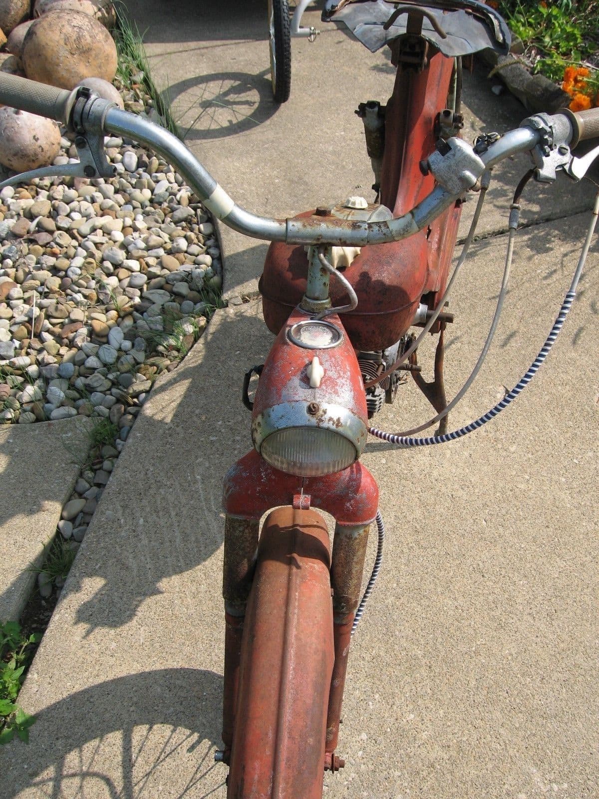 810.94001 Allstate Mo-Ped Puch