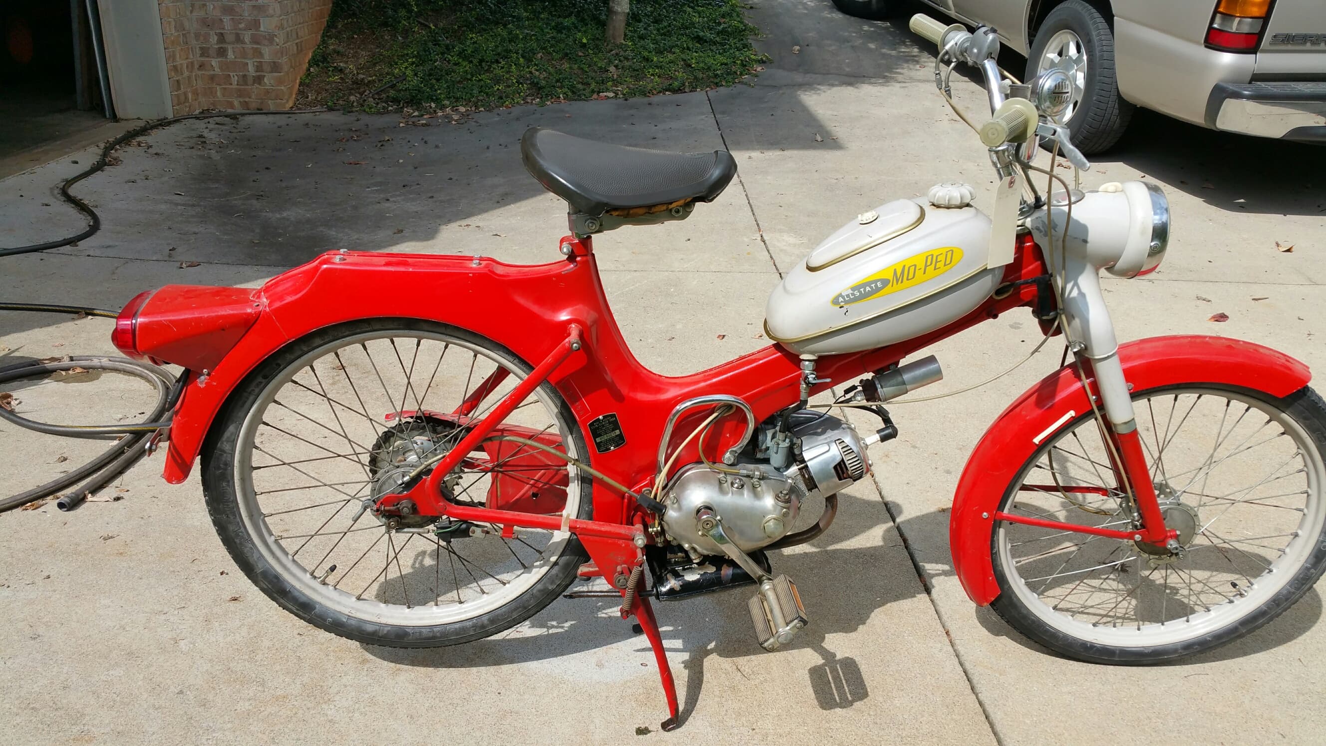 810.94038 Allstate Mo-Ped Puch
