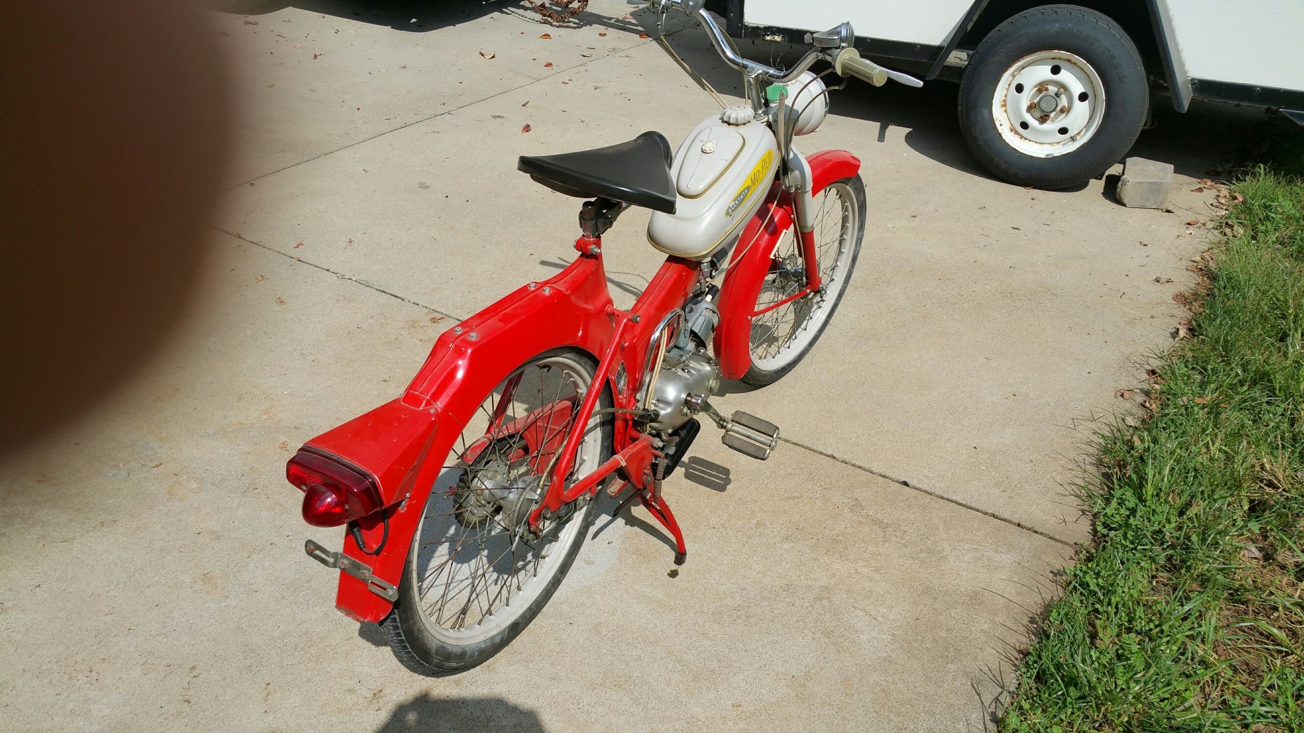 810.94038 Allstate Mo-Ped Puch